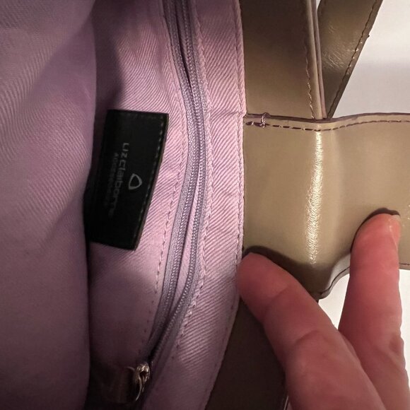 Liz Claiborne Ash Brown Baguette Purse EUC - Picture 1 of 2